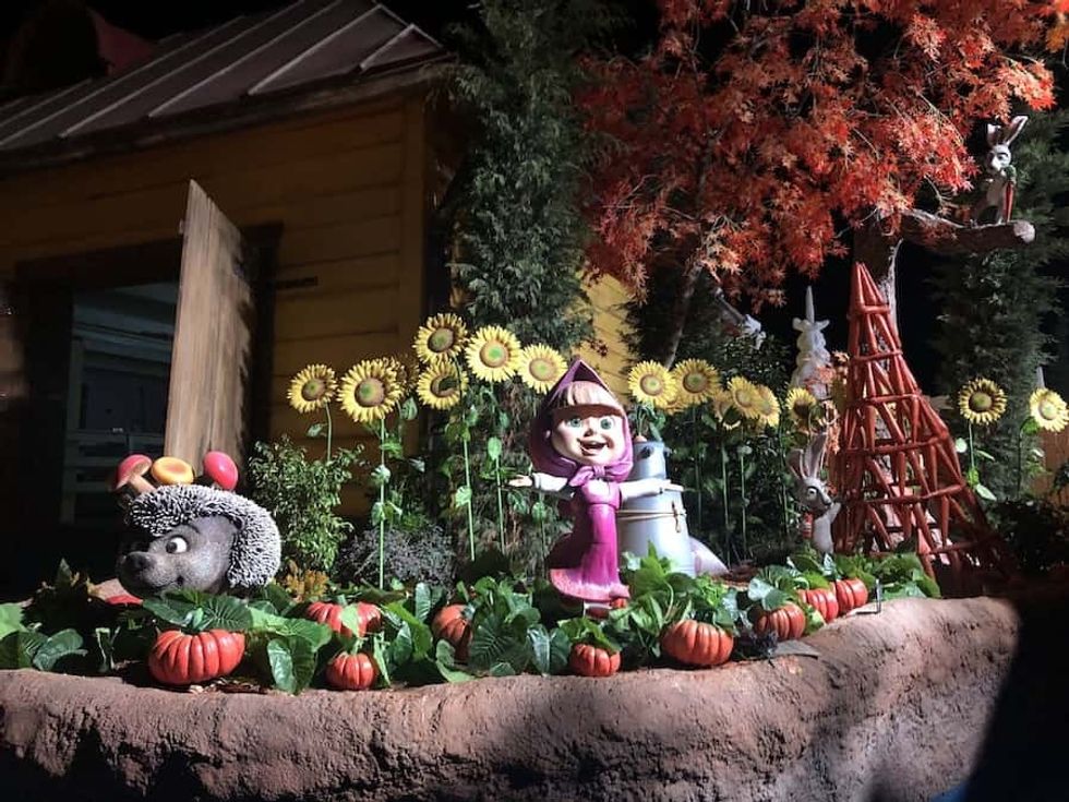 Land of Legends Masha and the Bear pumpkins