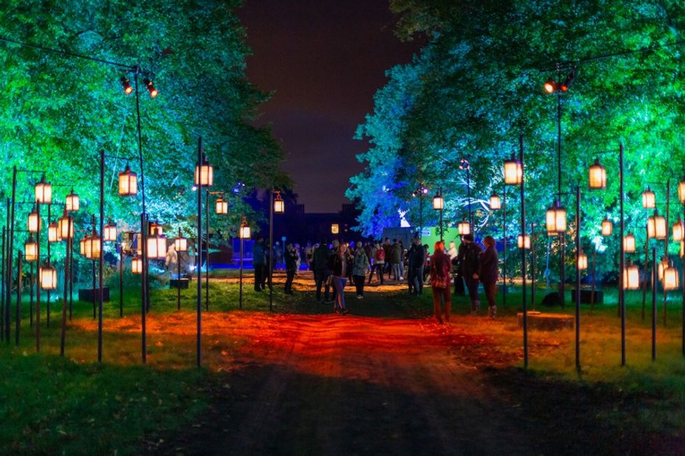 lanterns harry potter light trail