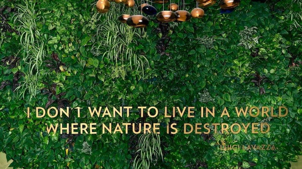 Lavazza Flagship_London green wall