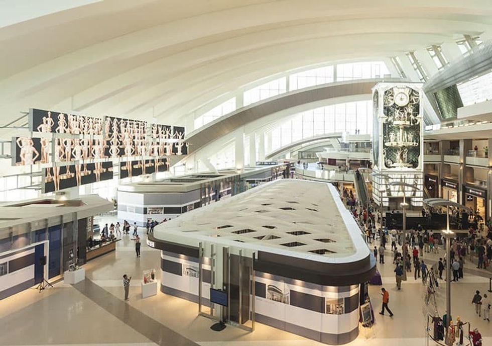 LAX_inspired space airport electrosonic blooloop
