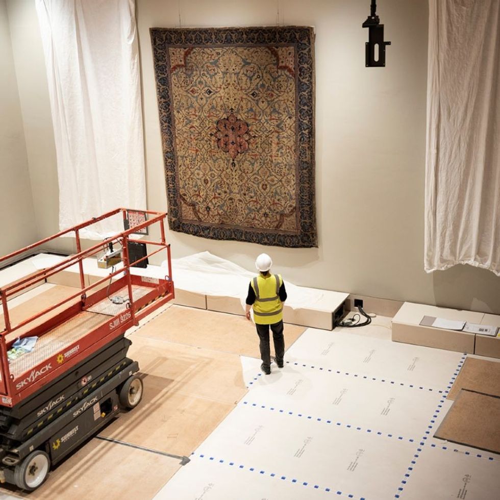 LEACH The Burrell Collection Gallery Glasgow