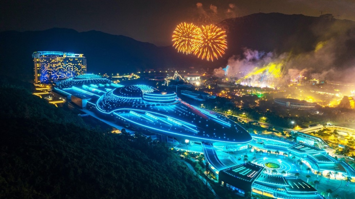 Legacy Entertainment Chimelong Spaceship