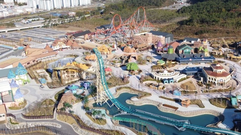 Legacy Entertainment Lotte World Busan Mack Giant Splash