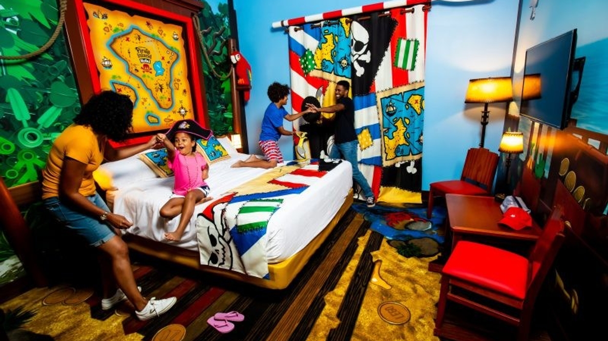 legoland pirate island hotel