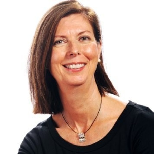 Leigh-Anne Stradeski headshot