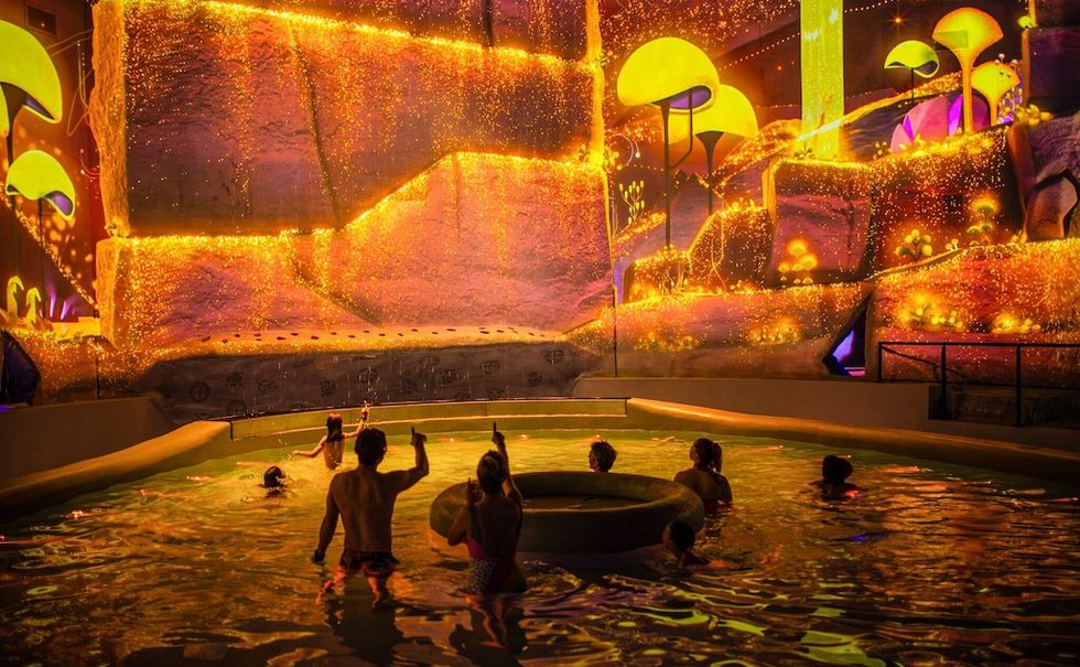 Les Abysses de Lumière at Aquascope, Moment Factory