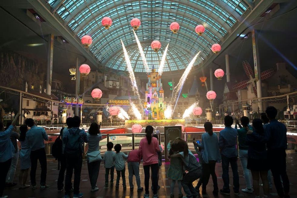 Lets Dream Lotte World Legacy Entertainment