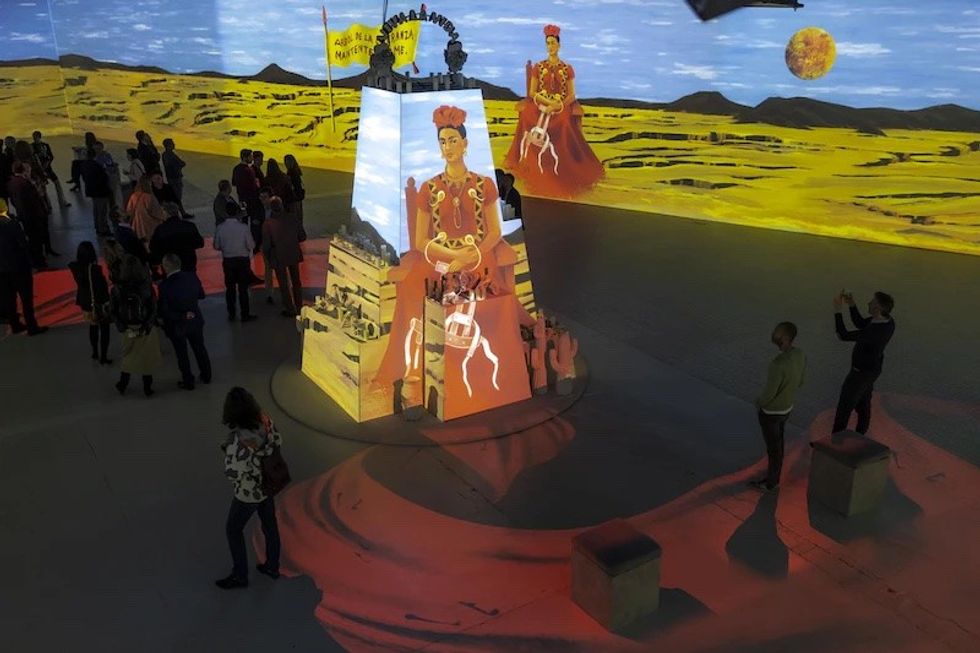 Life and Work of Frida Kahlo visuals