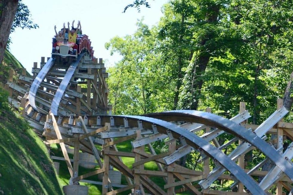 Lighting Rod Dollywood