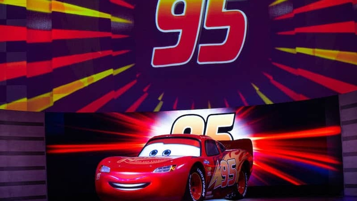 lightning mcqueen racing disney