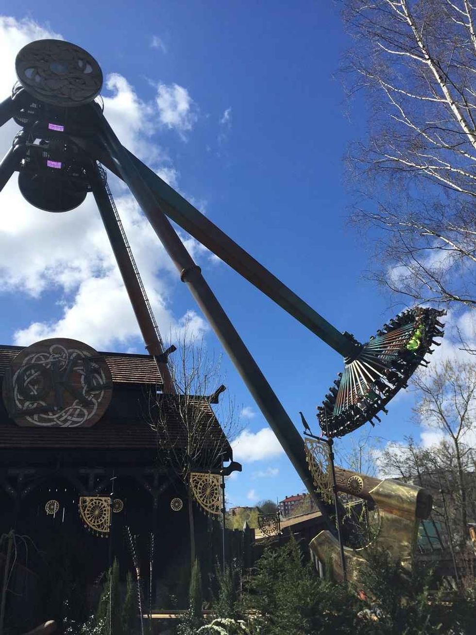 Liseberg Loke Intamin gyro swing ride