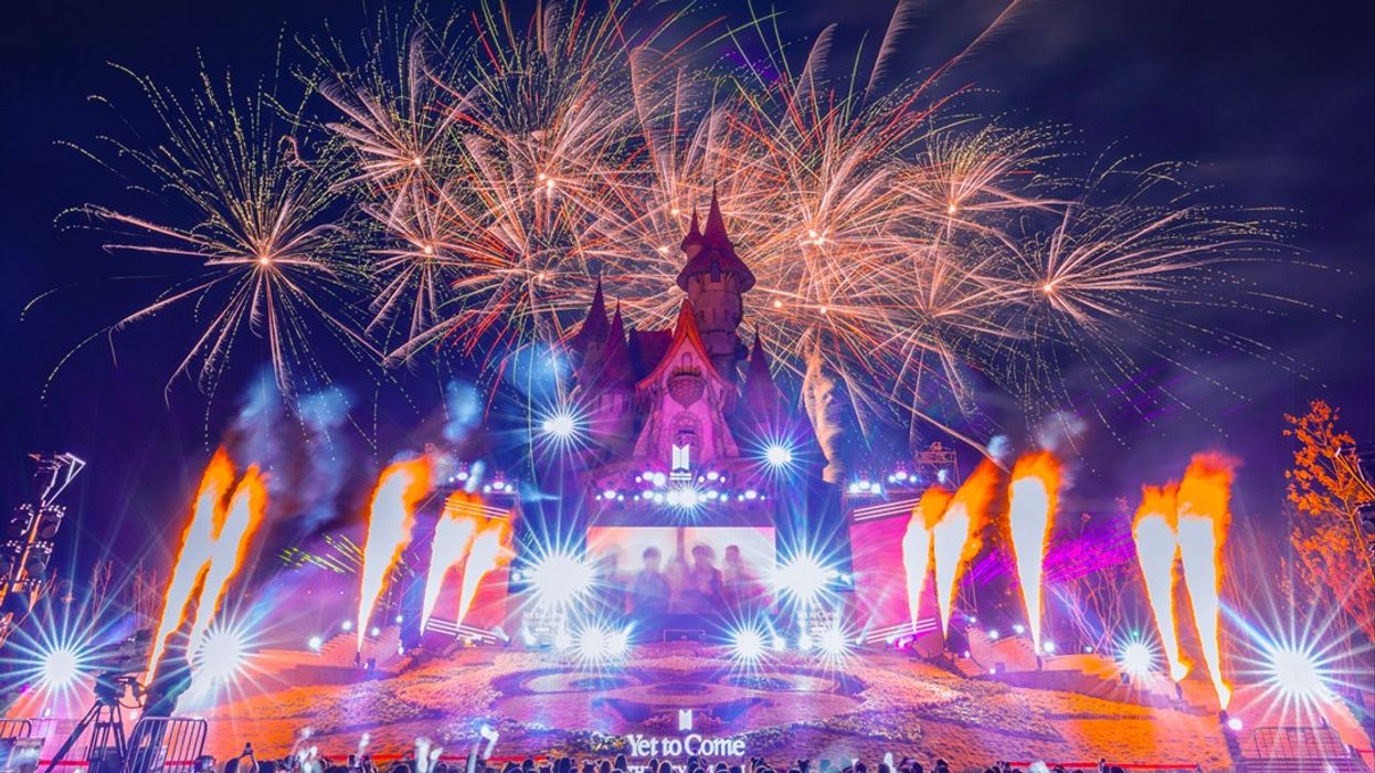 Lotte World Busan fireworks