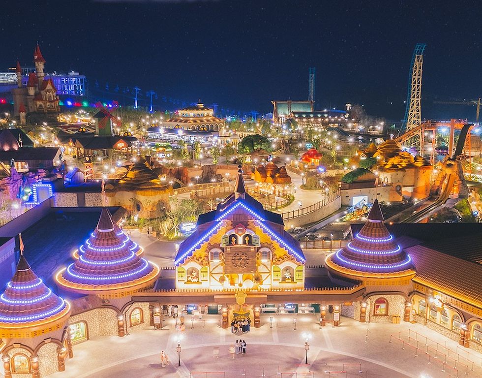 Lotte World Busan night