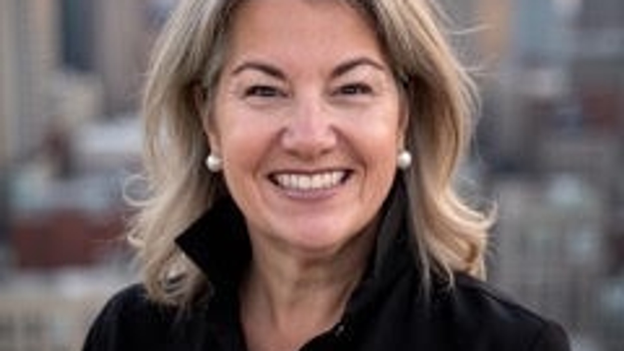 Lou Murray Headshot