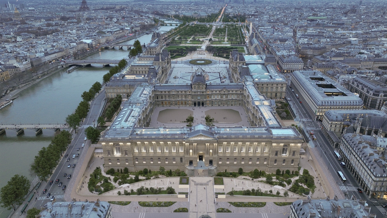 louvre expansion