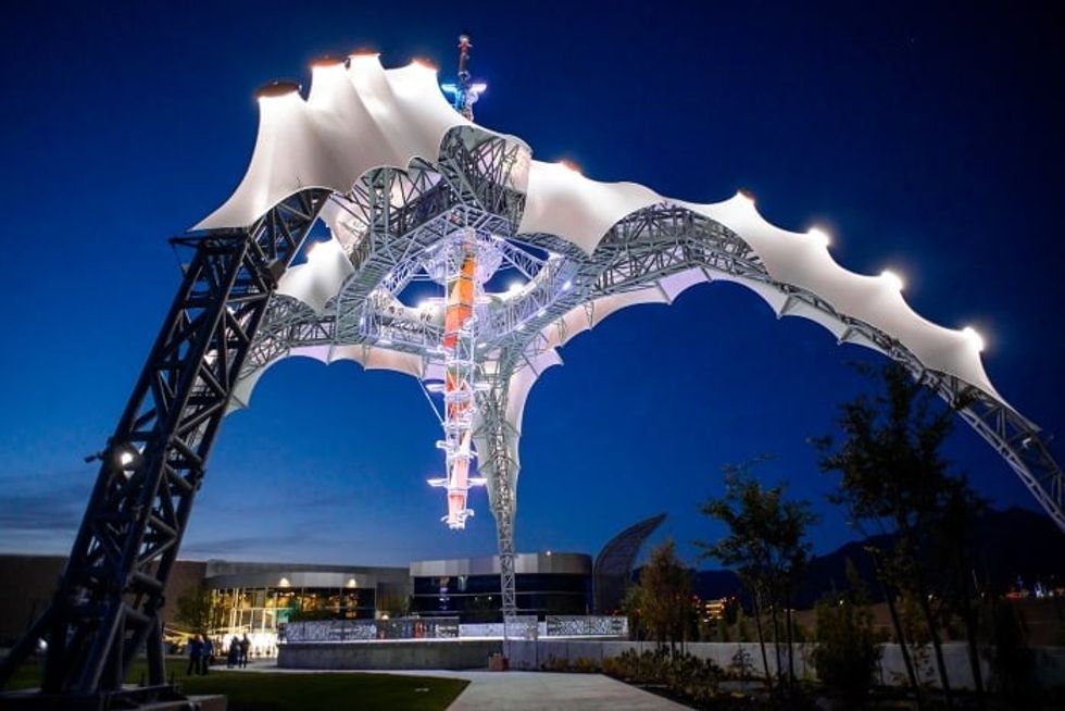 Loveland Aquarium Plaza Night
