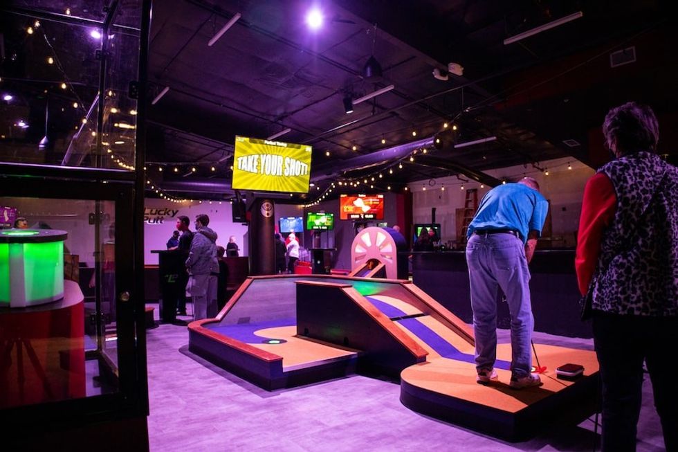 Lucky Putt-Sun-Valley-Lanes