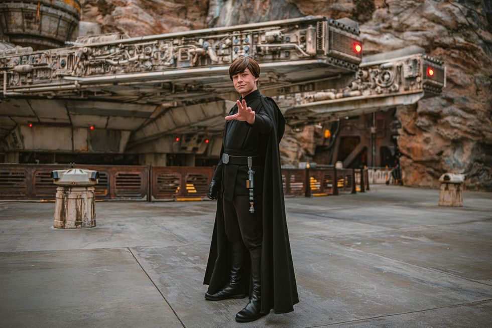 luke skywalker at star wars galaxy's edge