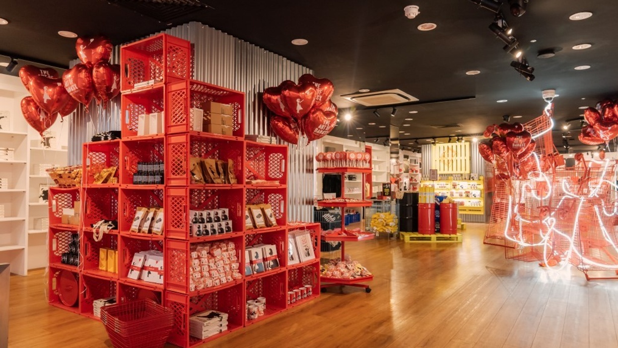 Lumsden Art of Banksy retail