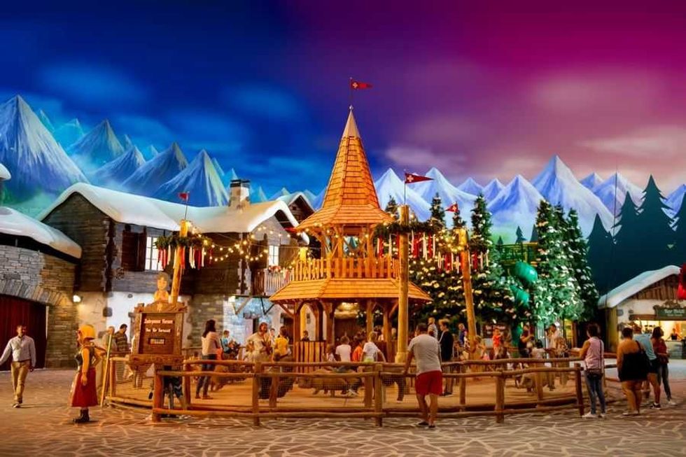 Majaland Kownaty Farm Carousel