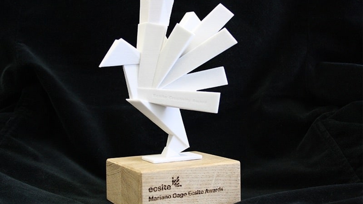 mariano gago ecsite awards trophy