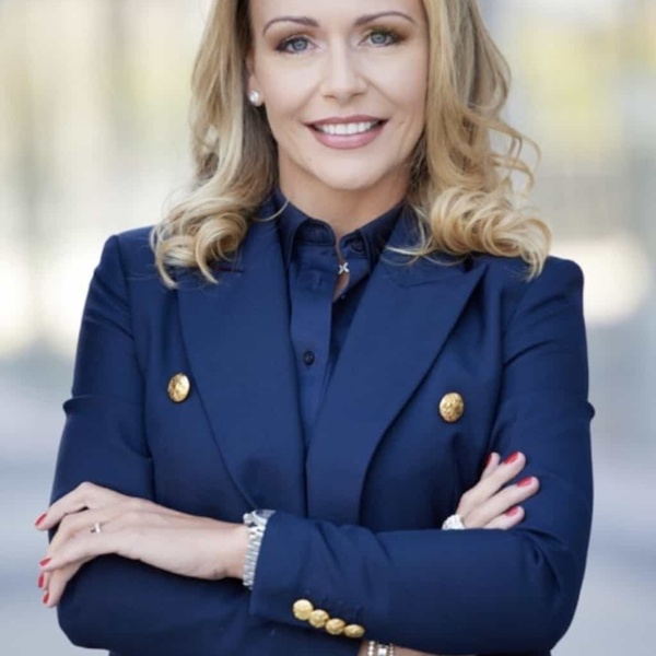 Marie Marks Paramount Headshot