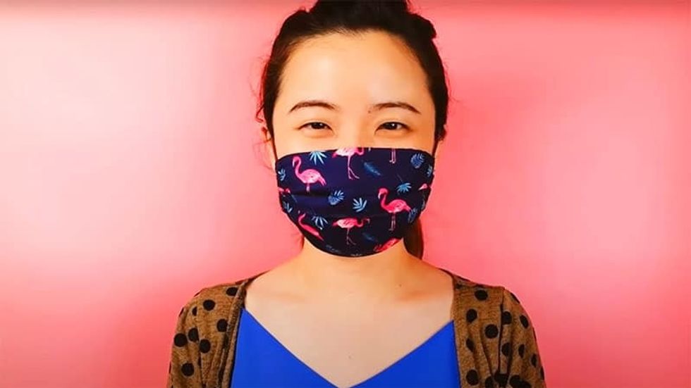 mask for covid 19 orlando theme parks reopen