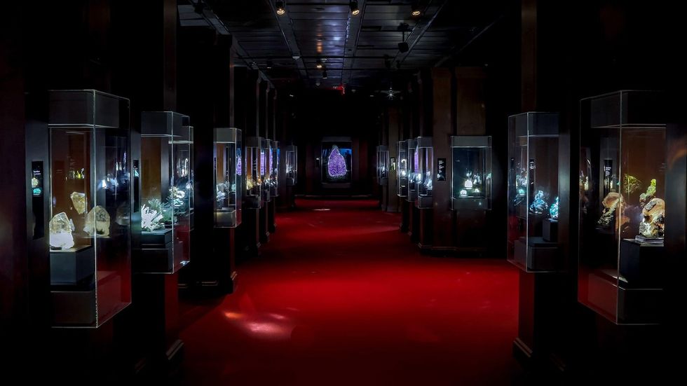 Master Pieces of the Mineral Kingdom EDG