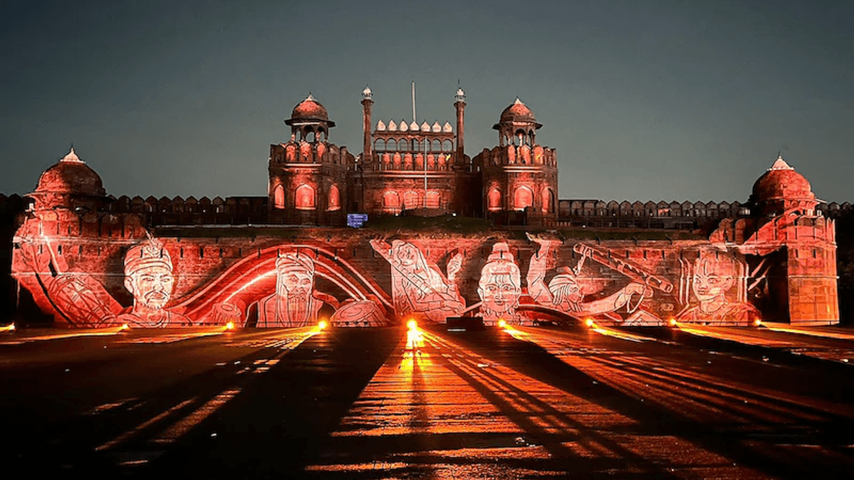 Matrubhumi - Red Fort christie
