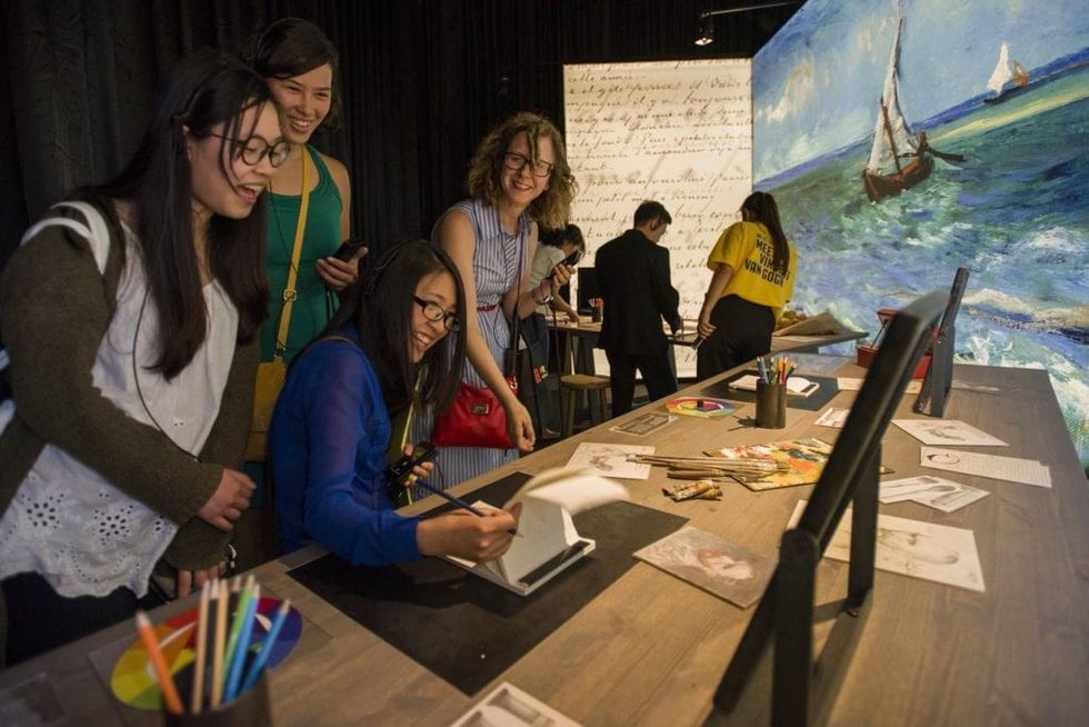 meet vincent van gogh guest experience 2017 thea awards
