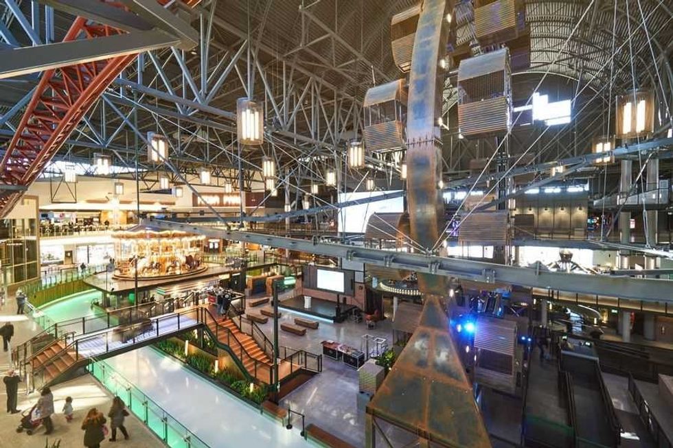 Mega Parc ferris wheel and ice rink