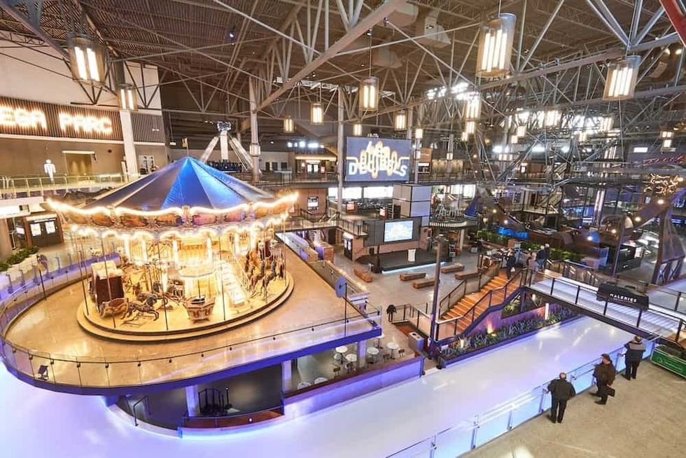 Méga-Parc-Les-Galeries-de-la-Capitale Quebec Mega Parc