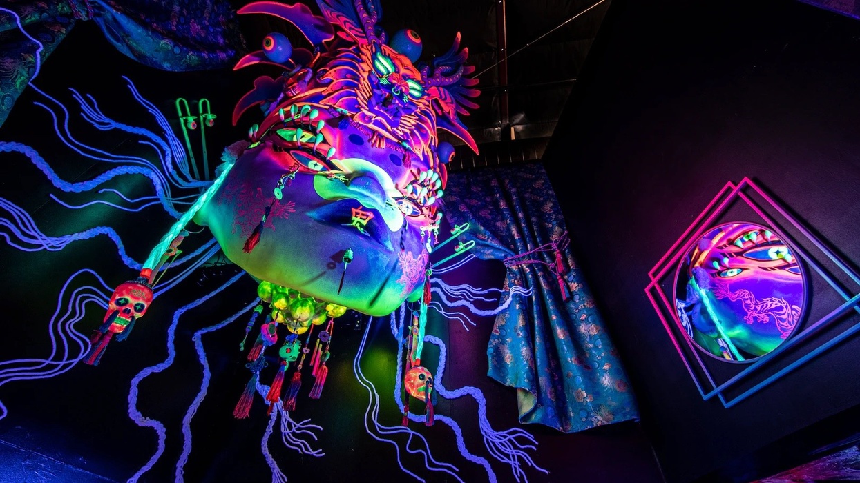 meow wolf UV