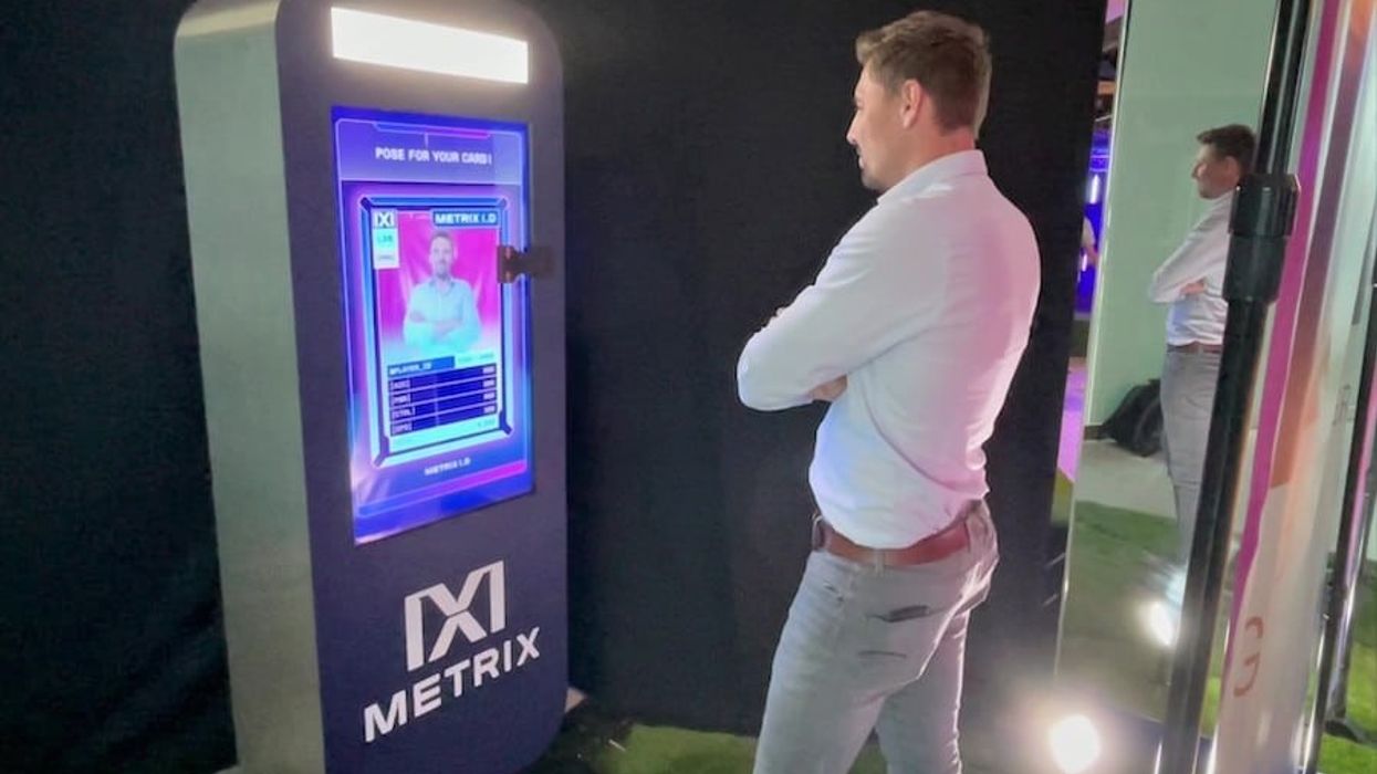 METRIX ID AR and AI football training Sensape