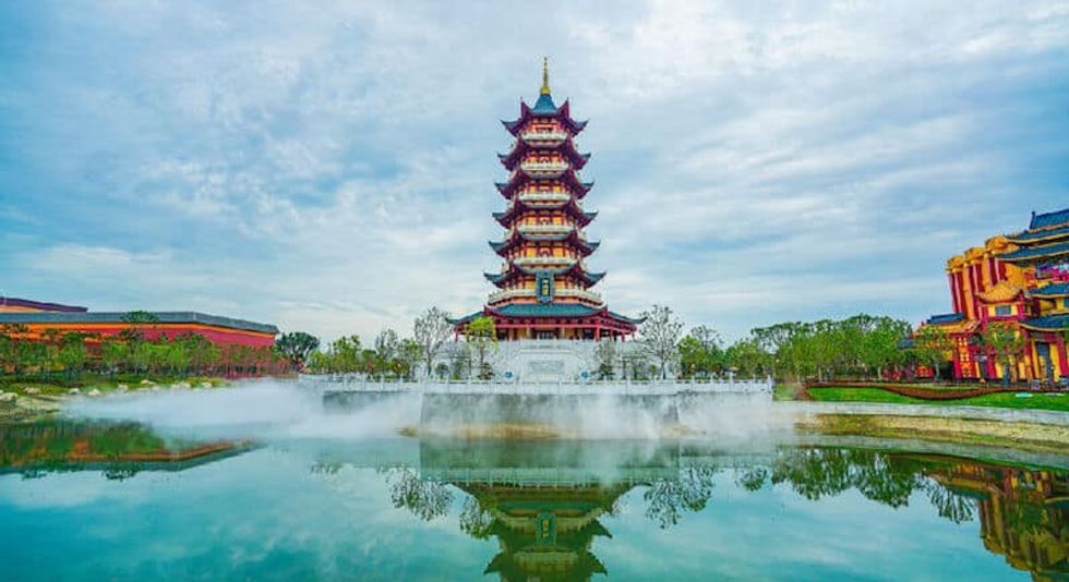 Mianyang Fantawild Oriental Heritage Park