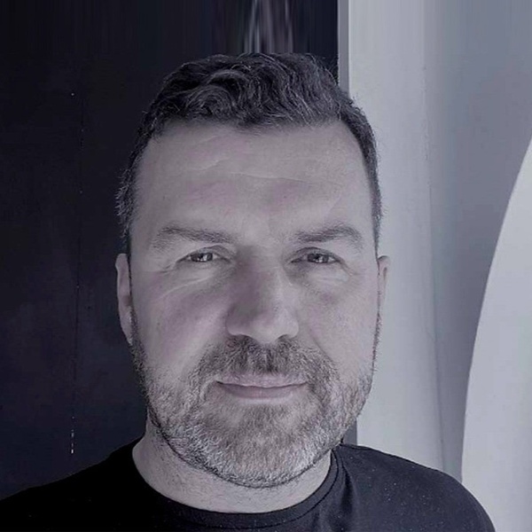 Michael McGlade headshot