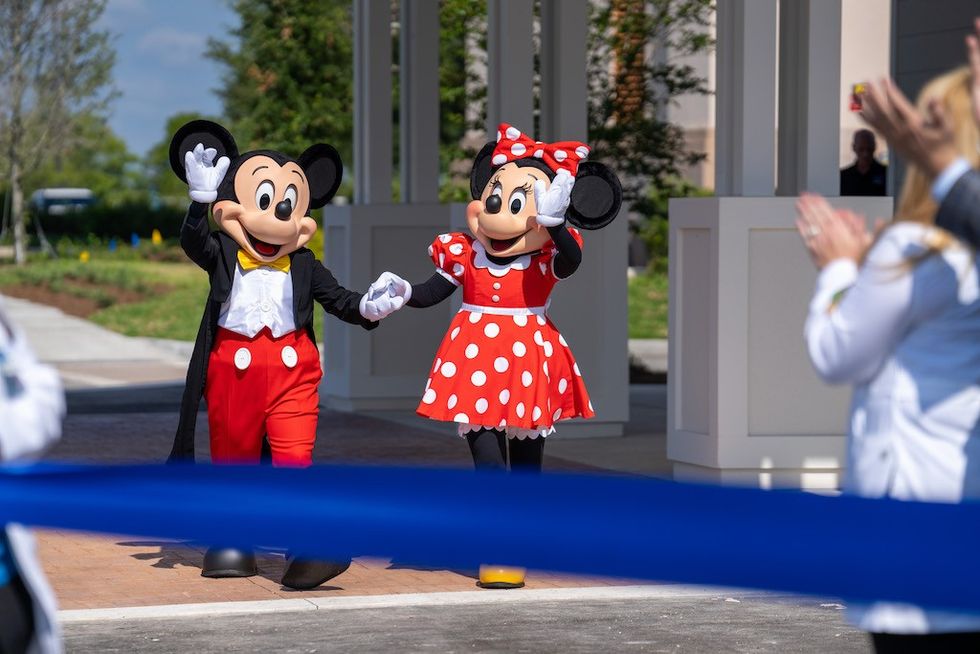 Mickey and Minnie Flamingo ER Ribbon Cutting