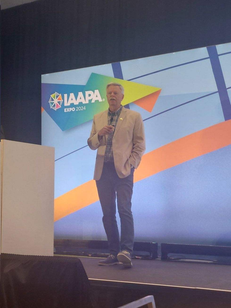 Mike West Pitching EDUsession