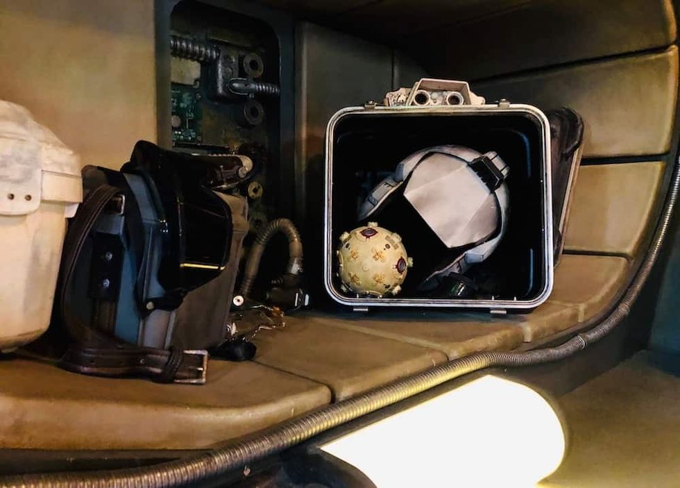 millennium falcon: smugglers run easter eggs