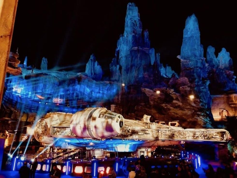 Millennium Falcon: Smugglers Run nighttim
