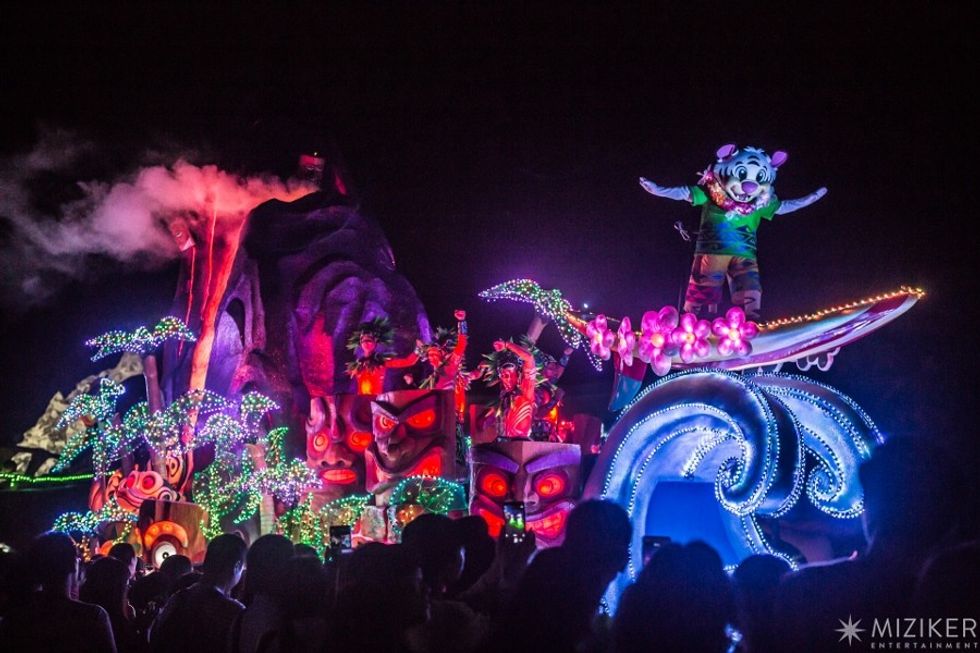 Miziker Entertainment Creates Journey of Light Parade for Chimelong Ocean Kingdom