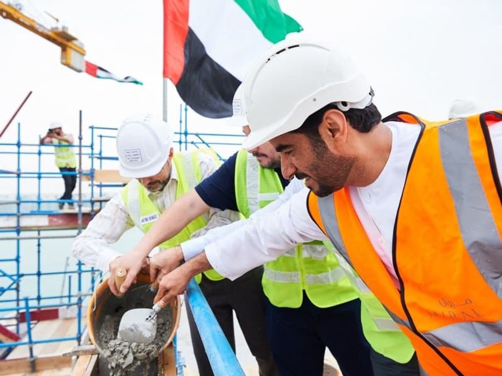 Mohamed Abdalla Al Zaabi Yas Bay construction