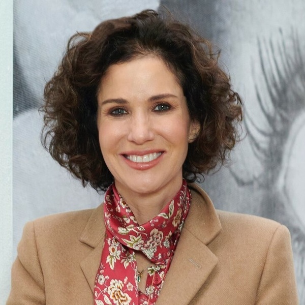 Mollie Dent-Brocklehurst headshot