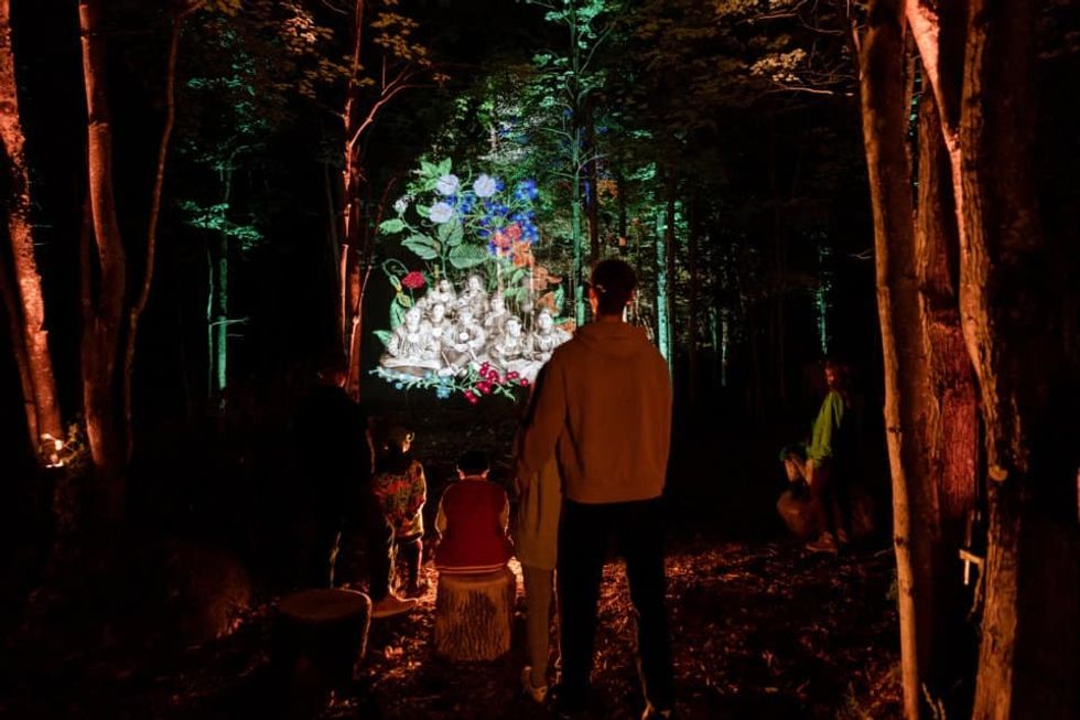 MOMENT-FACTORY_onhwa lumina