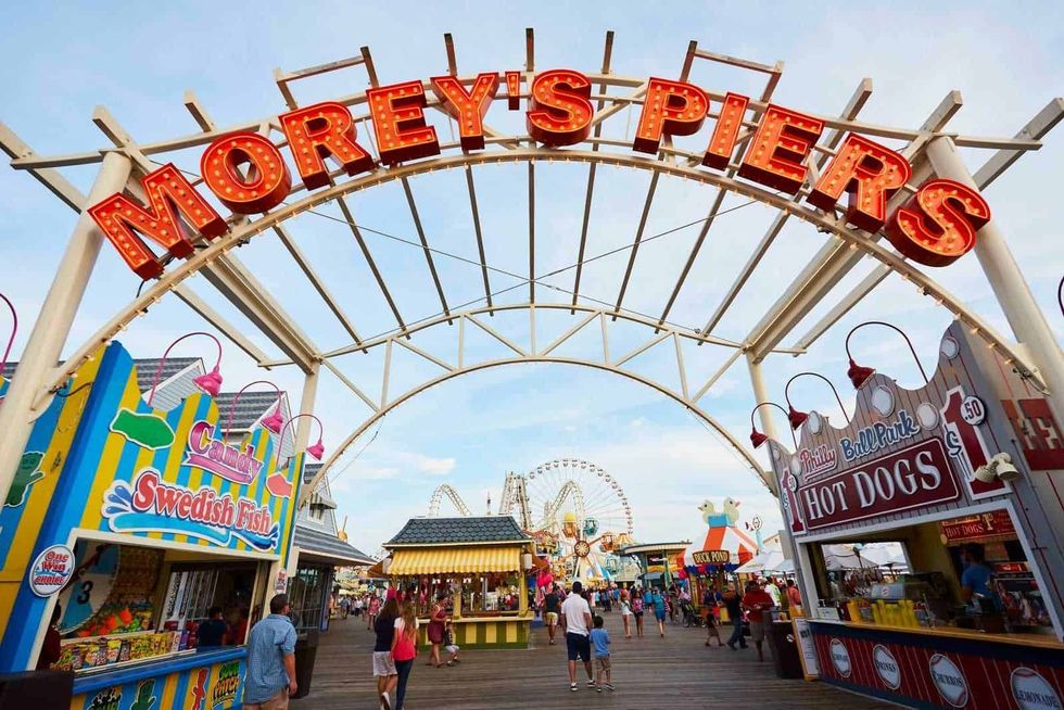 Morey's Piers Entrance Arch Head