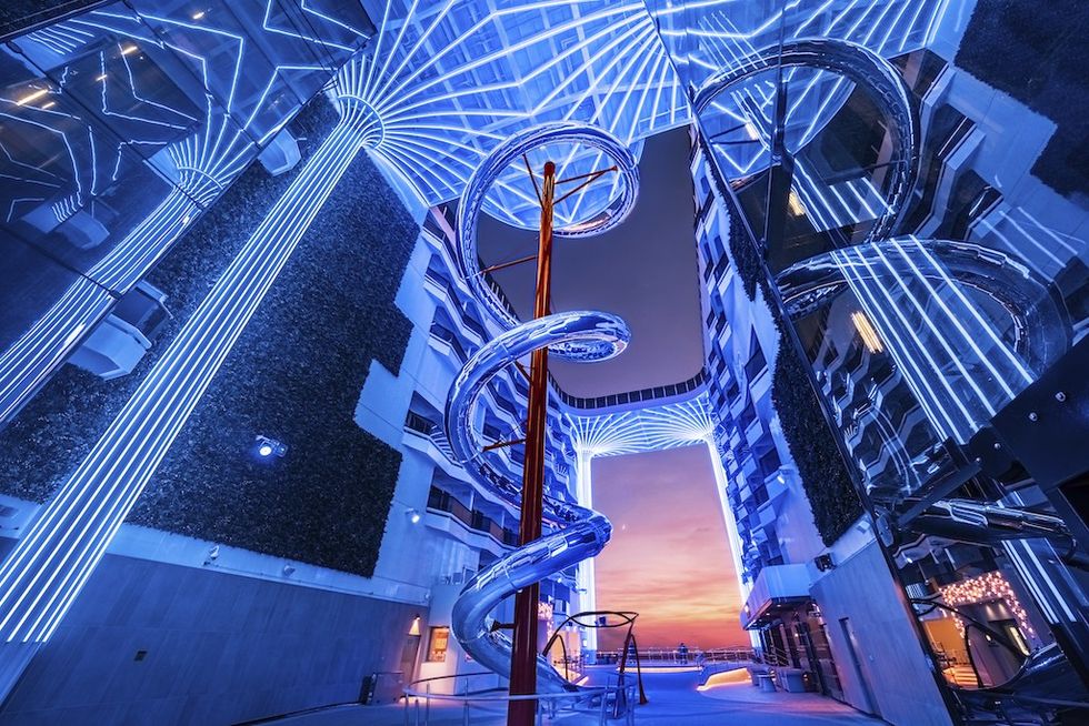 MSC-World-Europa-Venom-Drop-@-The-Spiral-dryslide
