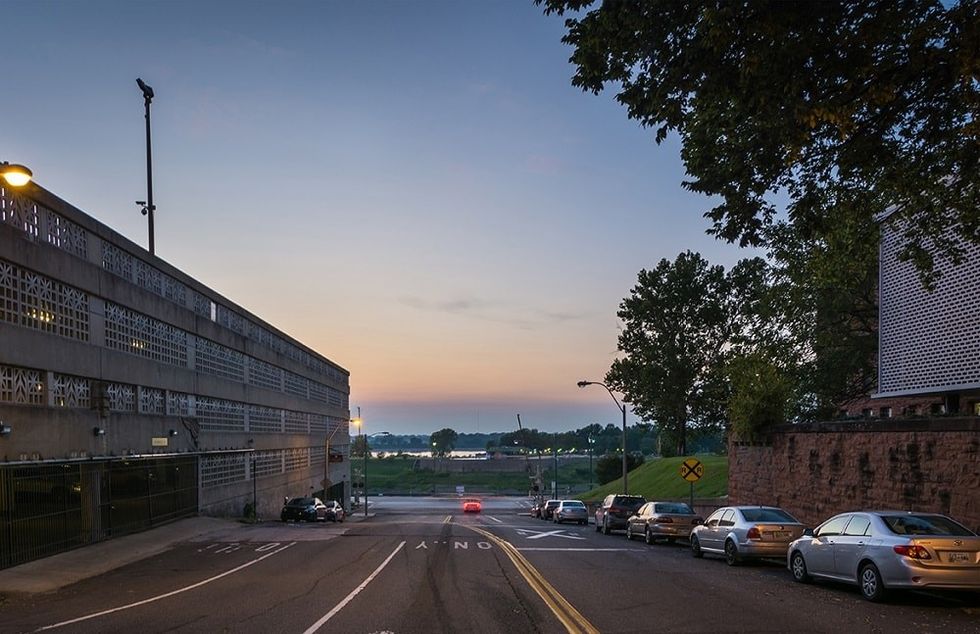 Mud Island River Park and Cultural Center featuring a Museum Aquarium.