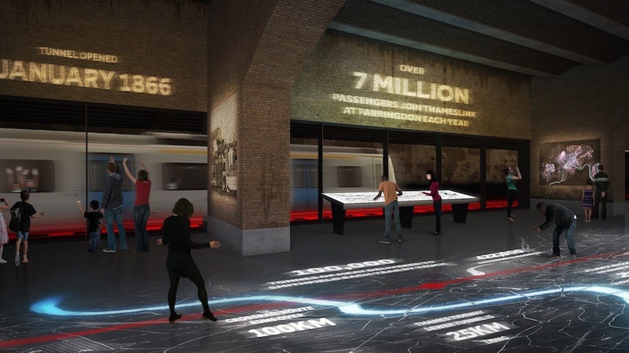 Museum London Thameslink see-through Tunnel