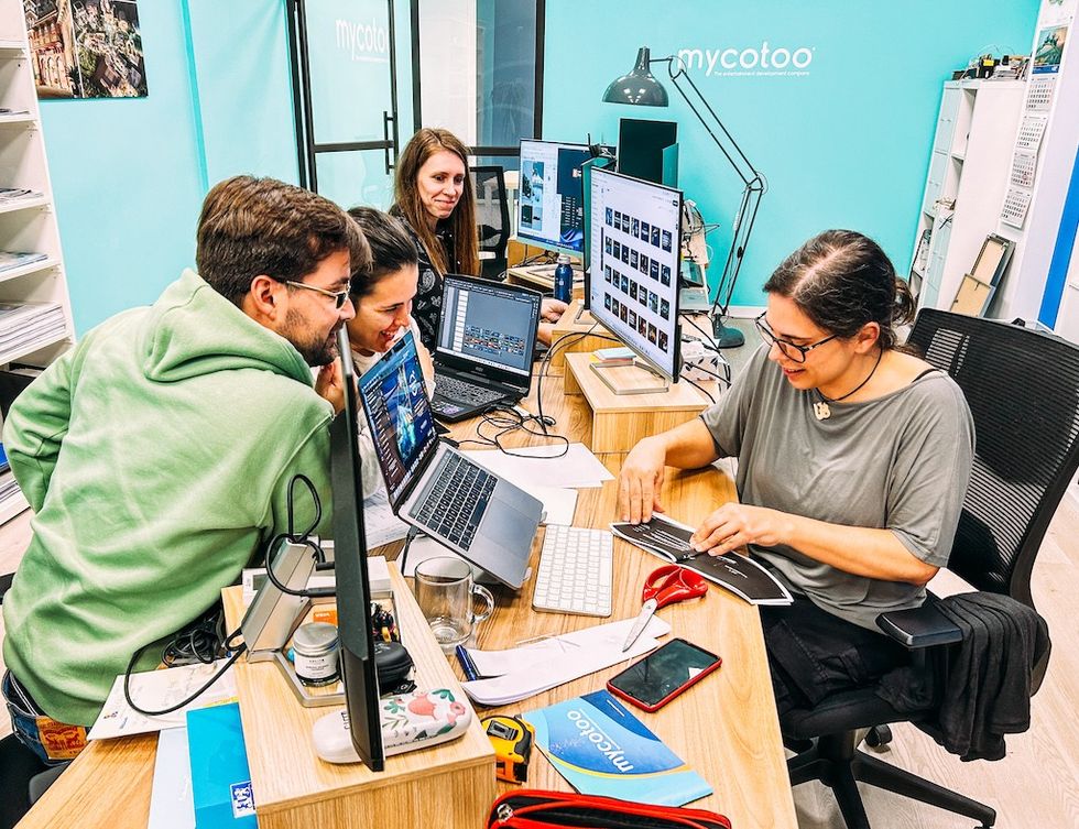 Mycotoo team working in Europe office