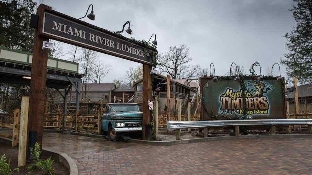 Mystic Timbers wooden roller coaster kings island preshow